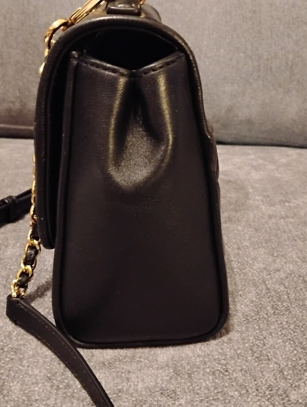 Tory Burch Black Quilted Leather Chain-Shoulder Crossbody - Picture 9 of 16